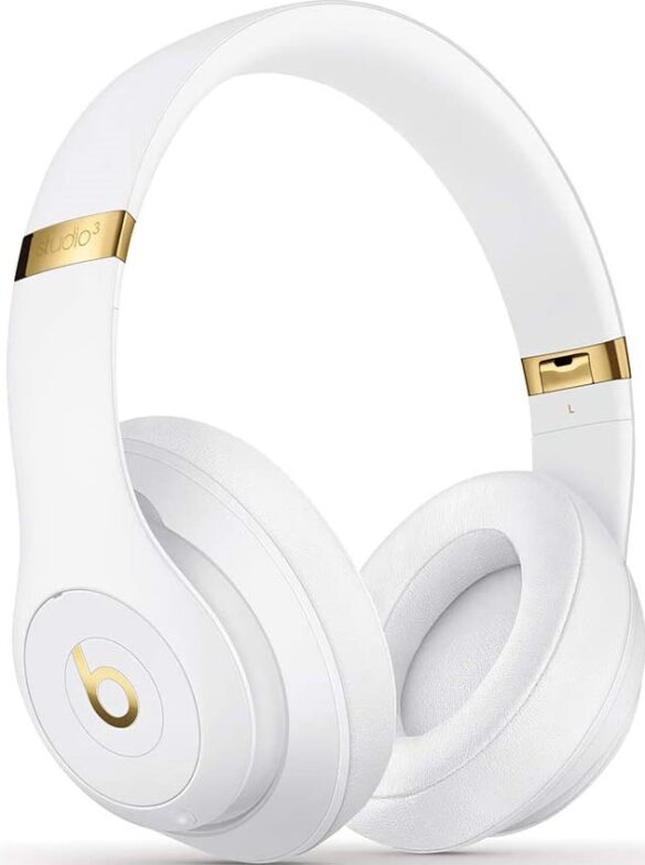 50 Best Gifts for Teenage Girls 2025 - Raising Teens Today